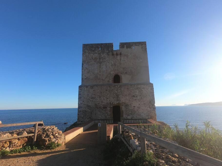 Schoenes Penthouse Mit Meerblick Pura Vida Bahia de Casares Eksteriør billede